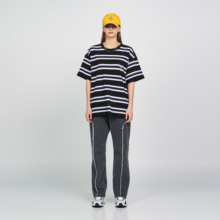 ADLV SCRIPT LOGO STRIPE SHORT SLEEVE T-SHIRT BLACK