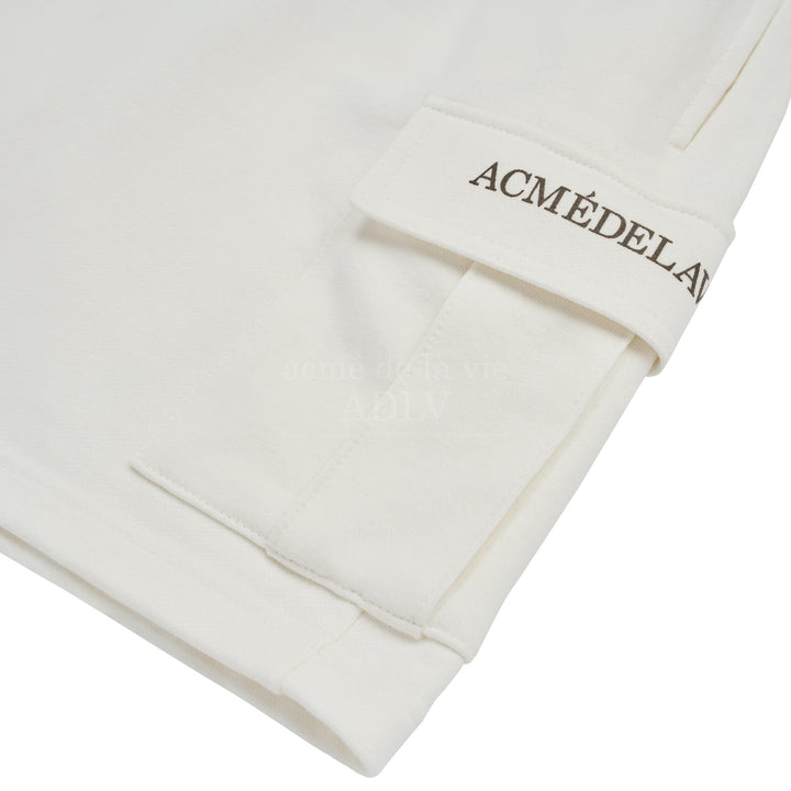 ADLV ESSENTIAL LOGO SEASON 2 CARGO SHORTS CREAM