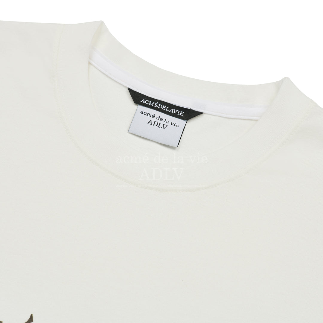 ADLV ESSENTIAL LOGO SEASON 2 SHORT SLEEVE T-SHIRT CREAM