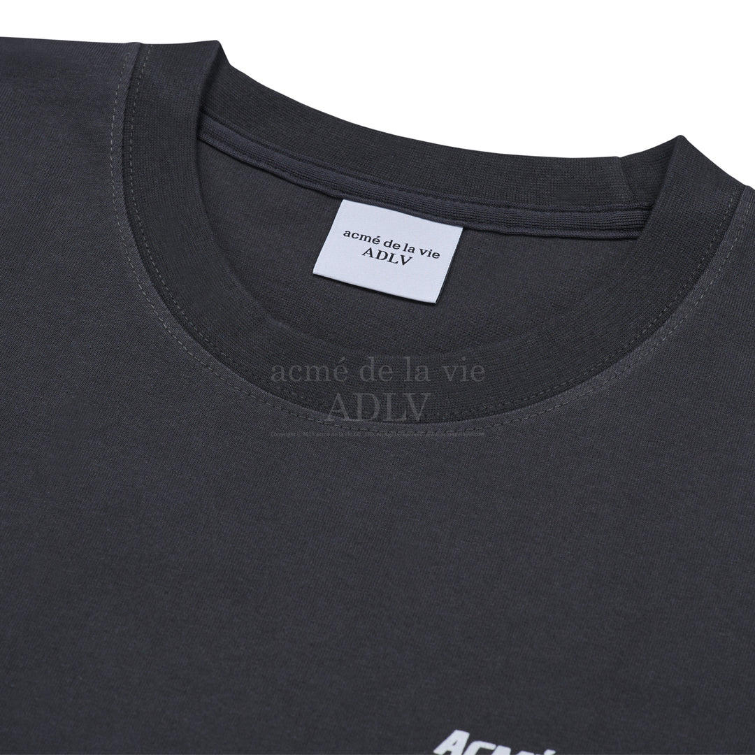 ADLV SPORTY EMBOSS PRINTING SHORT SLEEVE T-SHIRT CHARCOAL