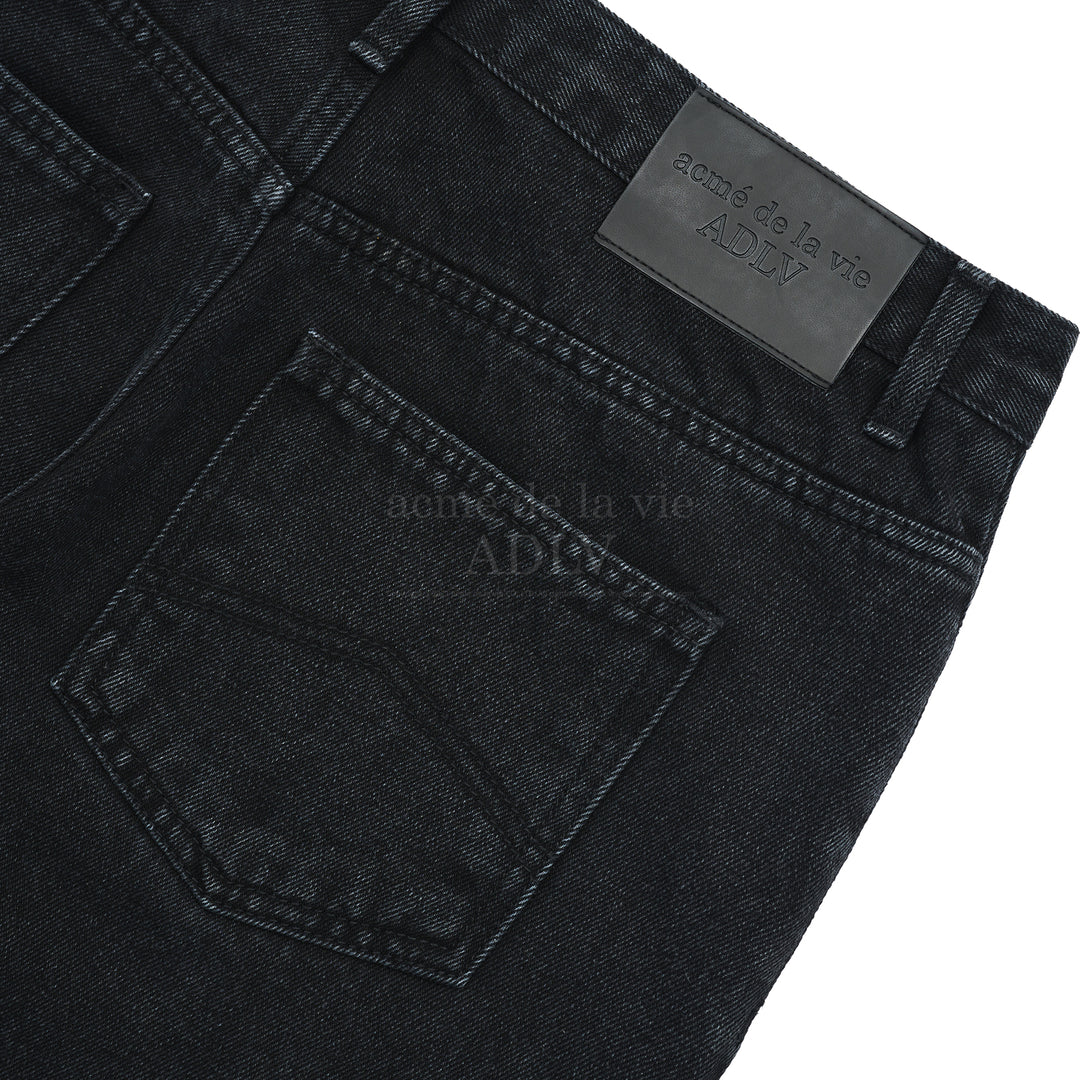 ADLV DESTROYED WASHING SPRAY DENIM PANTS BLACK