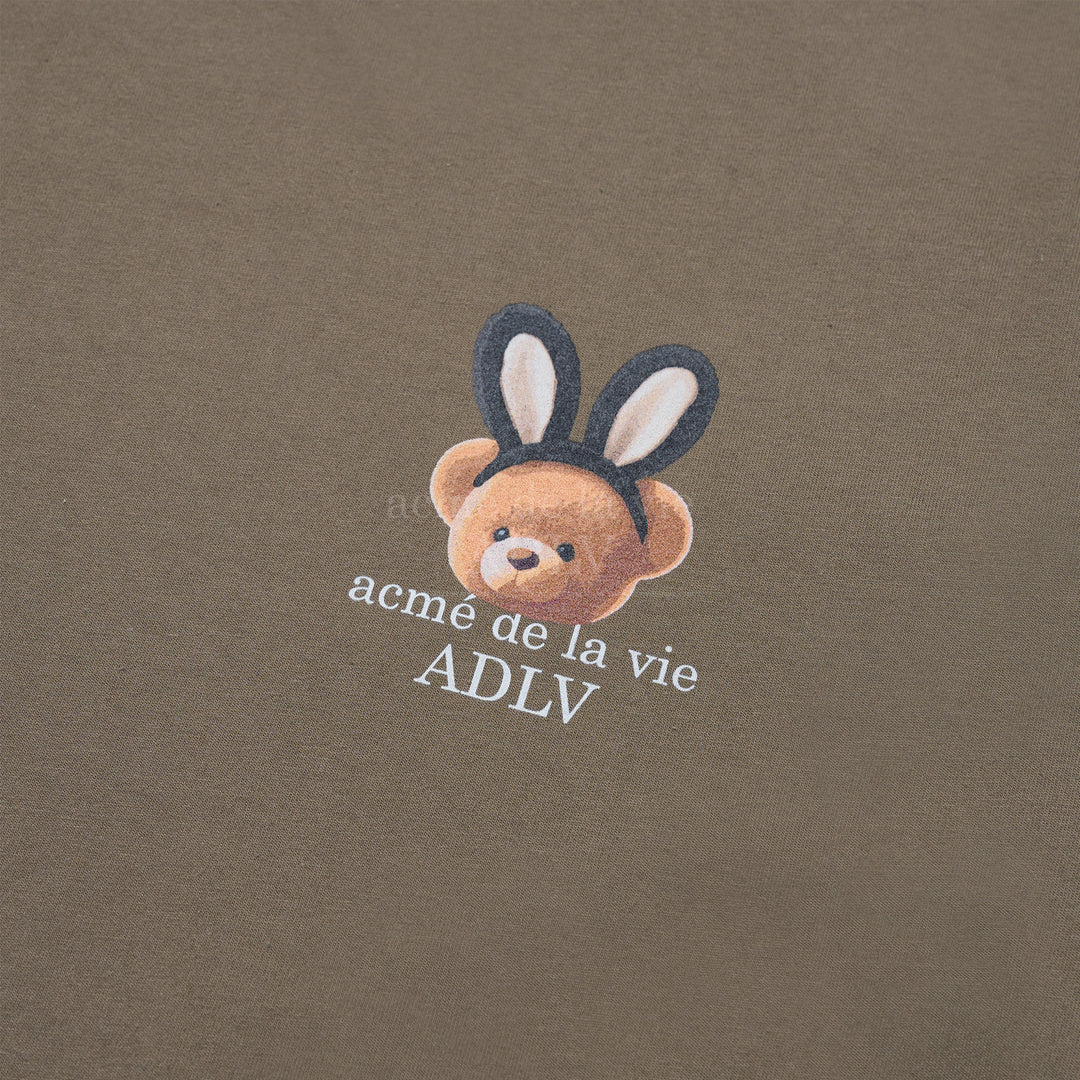 ADLV RABBIT BEAR DOLL LOGO SHORT SLEEVE T-SHIRT COCOA