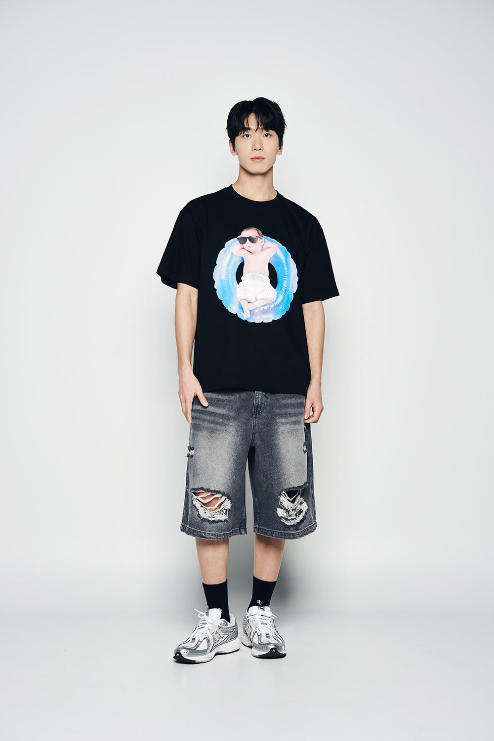 BABY FACE TUBE BOY SLEEVE T-SHIRT BLACK
(OVERSEAS & DOMESTIC EXCLUSIVE)