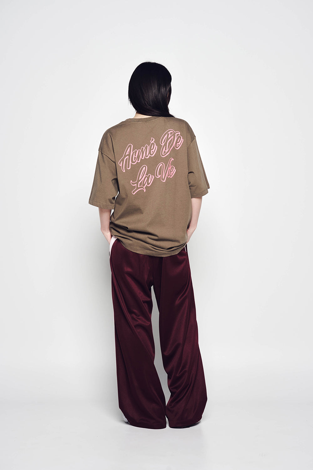 OUTLINE SCRIPT LOGO SHORT SLEEVE T-SHIRT COCOA