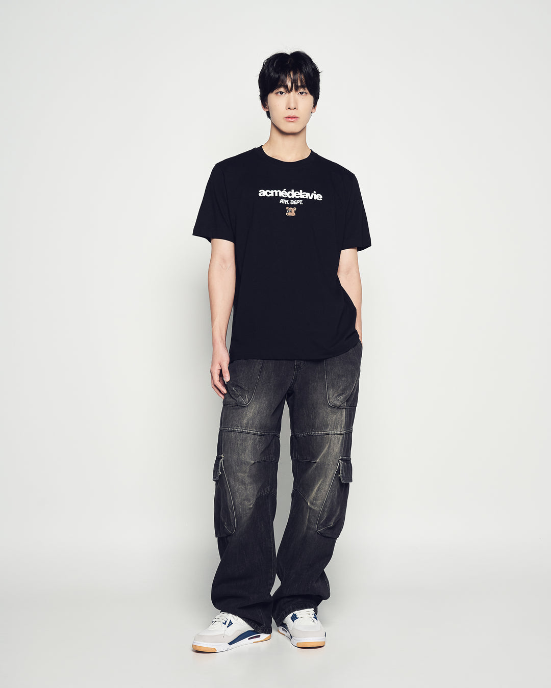 AC POINT STANDARD SHORT SLEEVE T-SHIRT BLACK