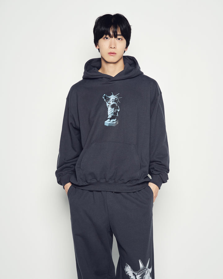 AC BEAR STATUE OF LIBERTY HOODIE CHARCOAL