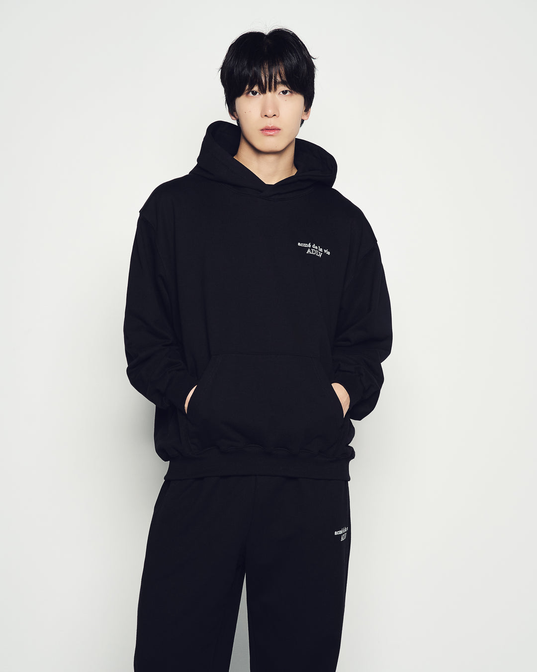 BORDER LINE BASIC LOGO HOODIE BLACK