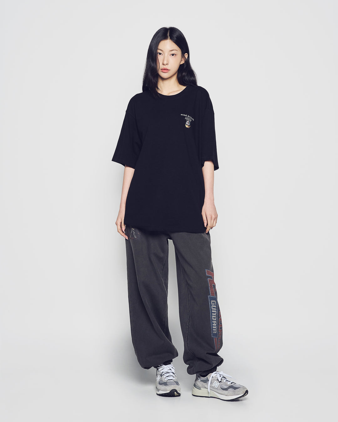 MOBILE SUIT GUNDAM BASIC LOGO SHORT SLEEVE T-SHIRT BLACK