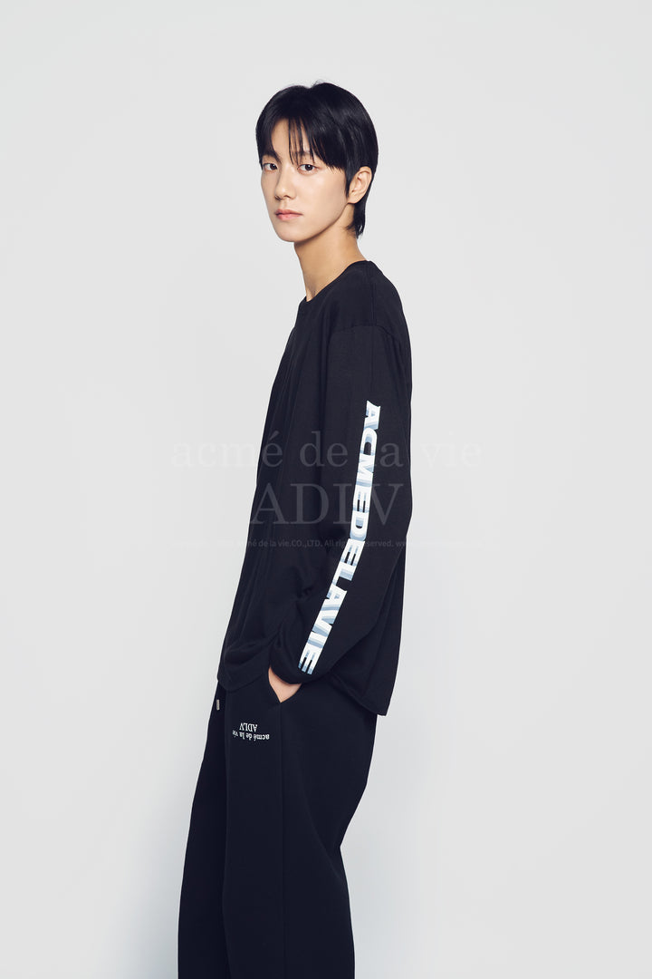 SLEEVE LETTERING LOGO LONG SLEEVE T-SHIRT BLACK