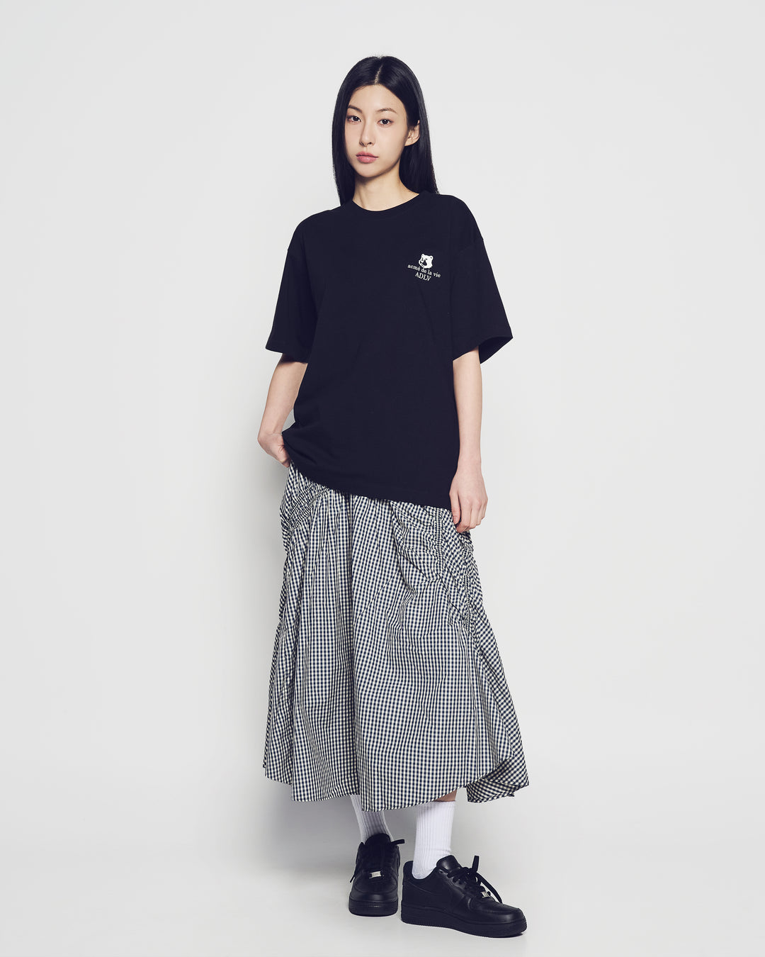 WOMAN CHECK SHIRRING LONG SKIRT BLUE