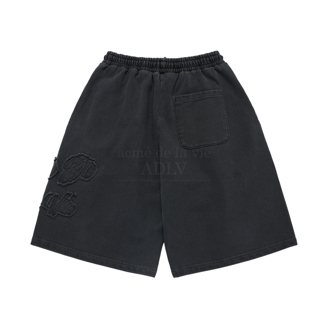 APPLIQUE LOGO PIGMENT SHORT PANTS CHARCOAL