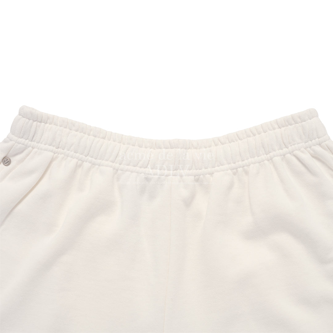 ADLV x HOSHI UPSIDE DOWN BASIC LOGO SHORT PANTS CREAM