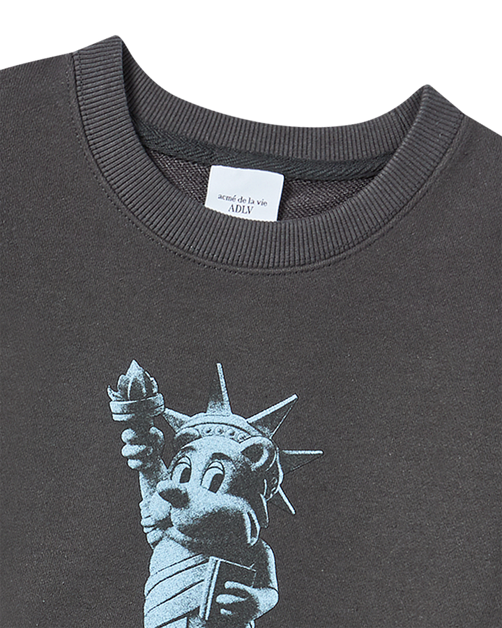 KIDS AC BEAR STATUE OF LIBERTY SWEATSHIRT CHARCOAL