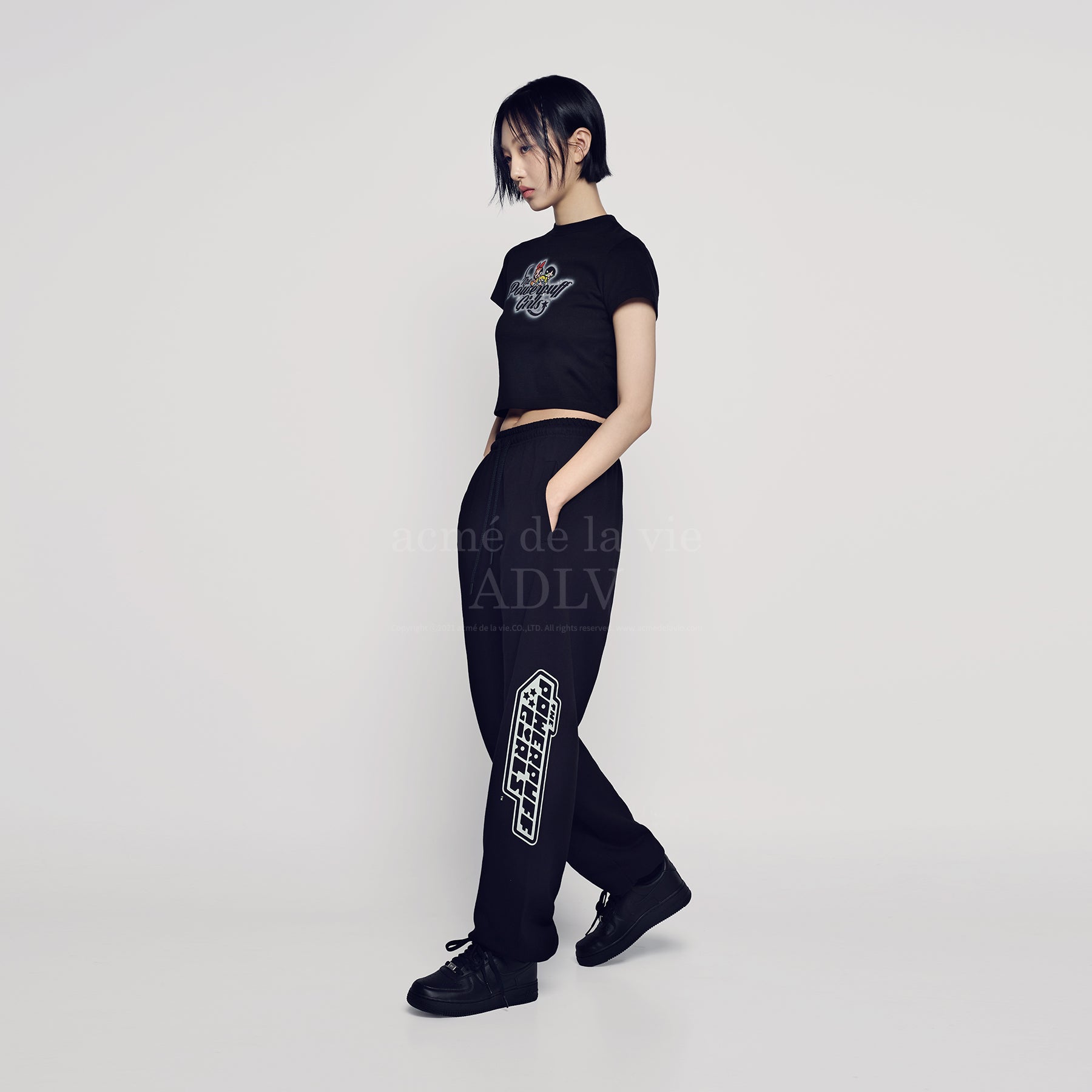 Tシャツ・カットソー [ADLV]The Powerpuff Girls gradient curlylogo crop t-shirts ADLV x THE POWERPUFF GIRLS GRADIENT CURLY LOGO CROP T-SHIRT