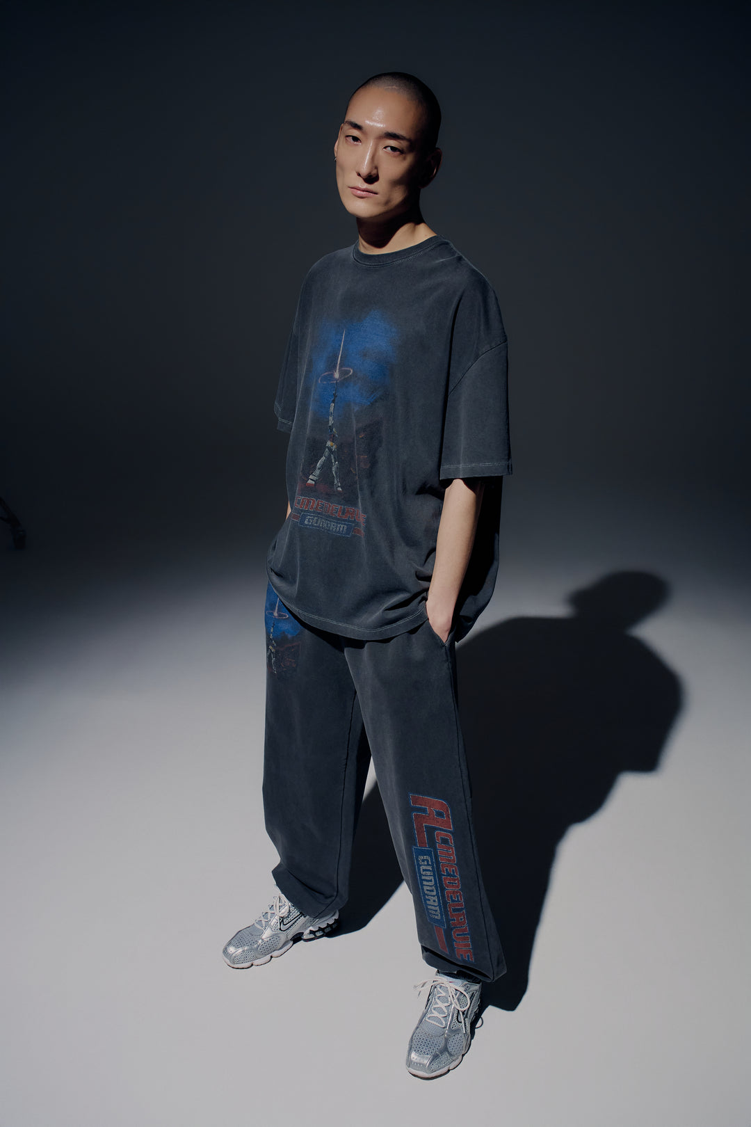 MOBILE SUIT GUNDAM LAST SHOOTING PIGMENT WASHING SHORT SLEEVE T-SHIRT CHARCOAL