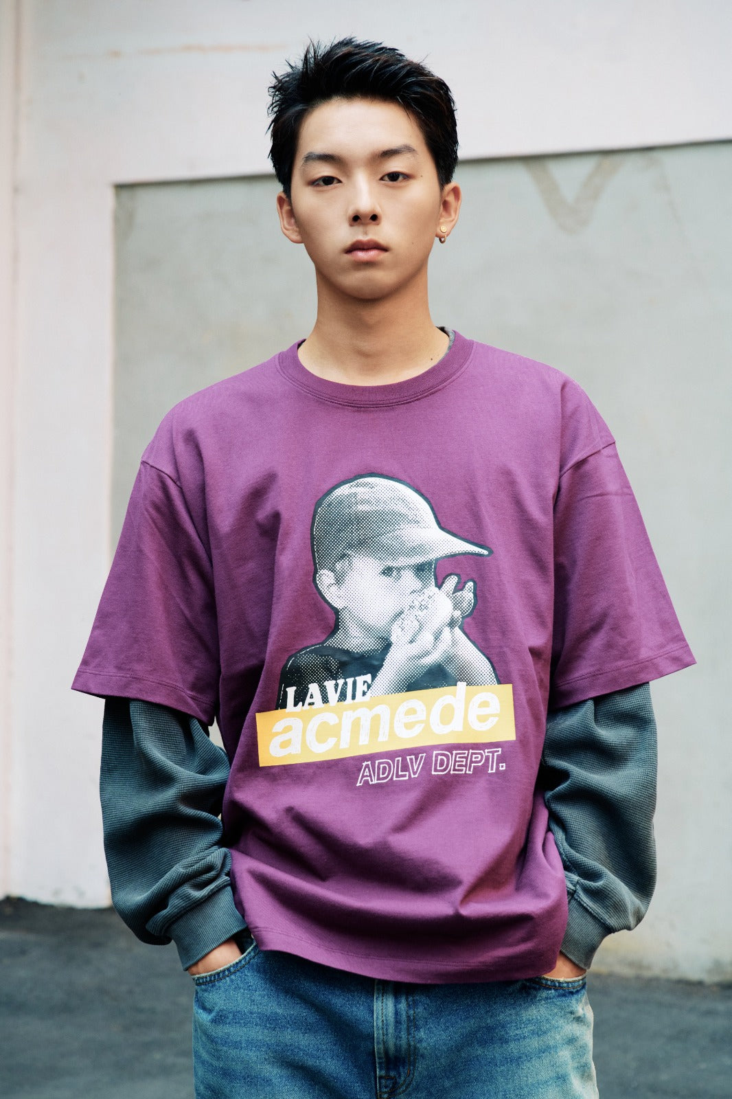 HALFTONE BOX CAPBOY SHORT SLEEVE T-SHIRT DARK WINE