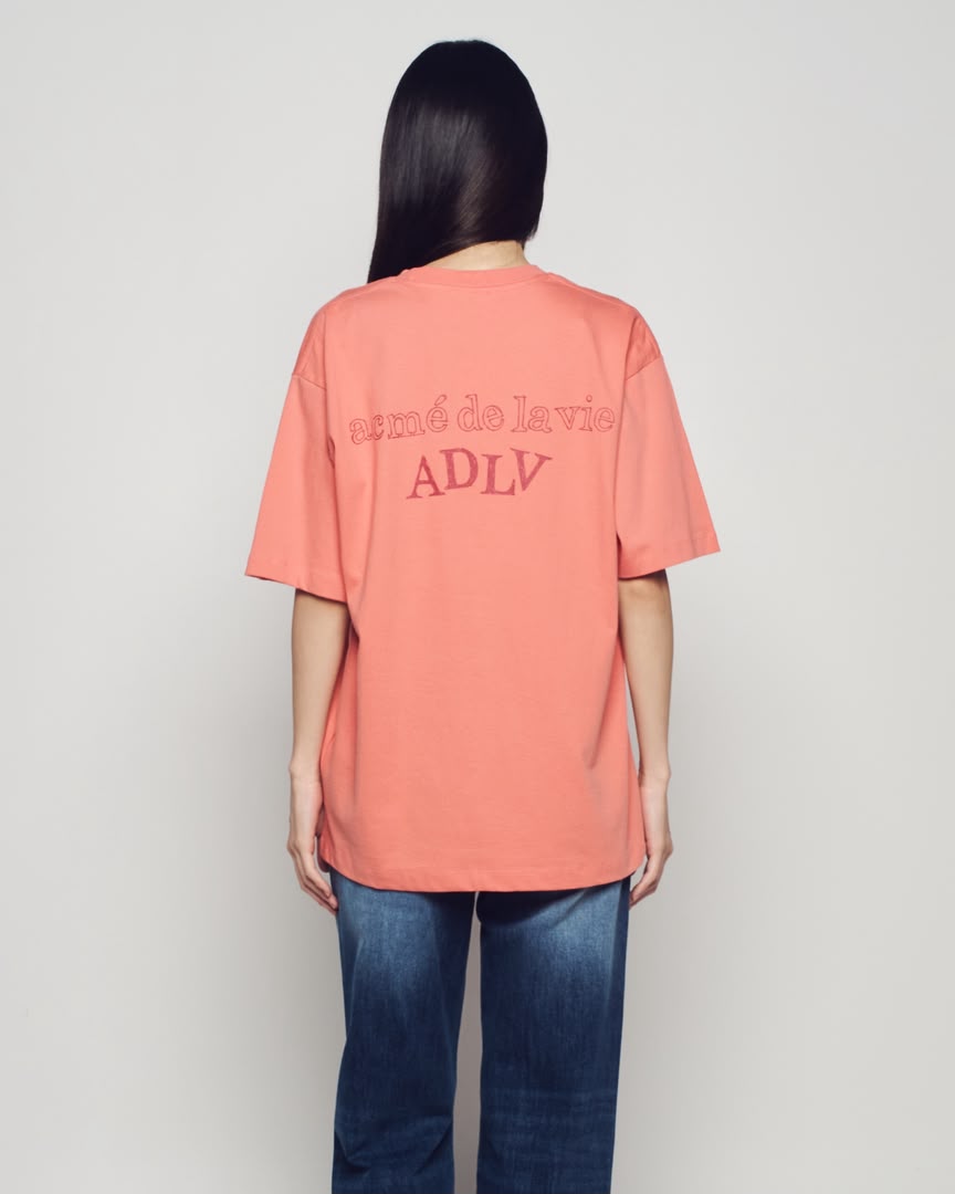SHAKE BASIC LOGO SHORT SLEEVE T-SHIRT CORAL